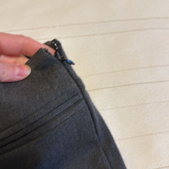 Le Chateau Made in Canada Trousers (CAD side 7/8) - Picture 6 of 8